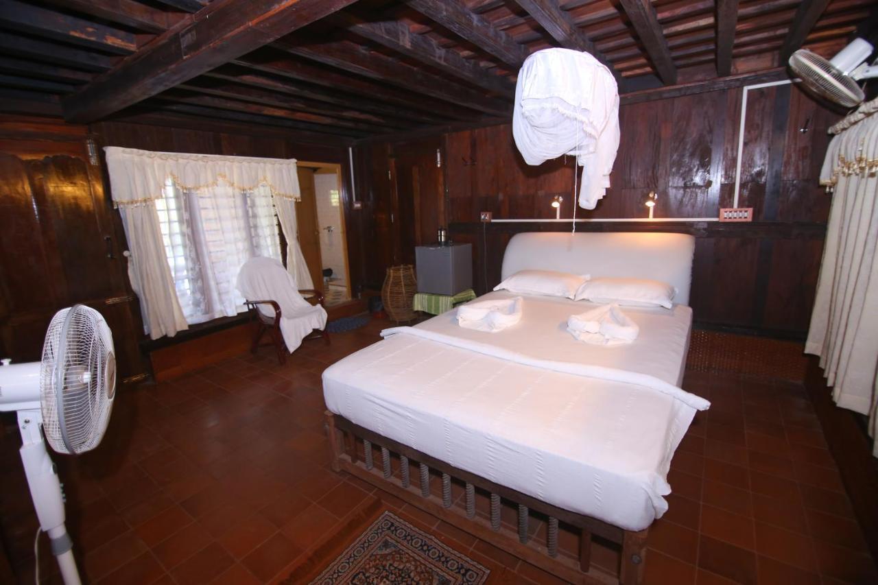 Marine Palace Resort *